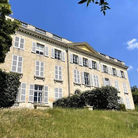 Romantique Jacuzzi, Au Chateau A 30 Min De Paris Apartman Limay Kültér fotó